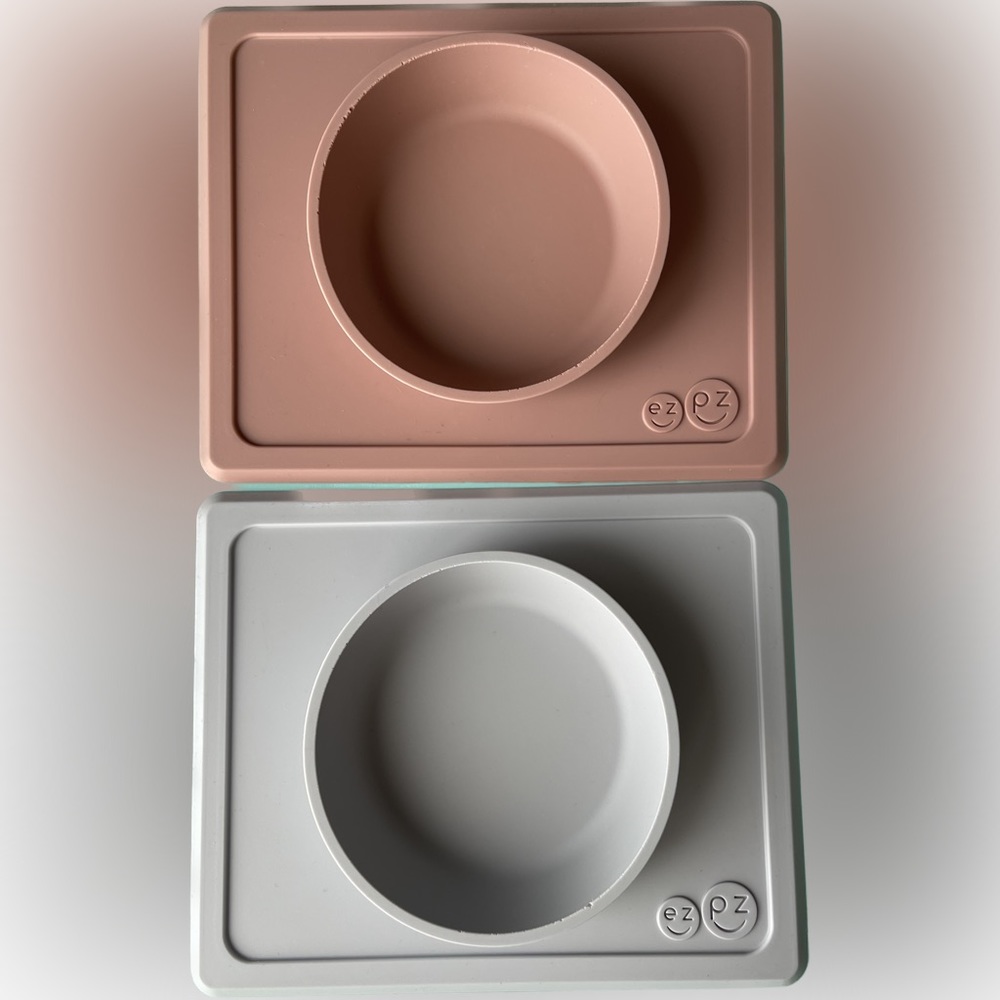 SOLD | Set of 2 ezpz Mini Bowls